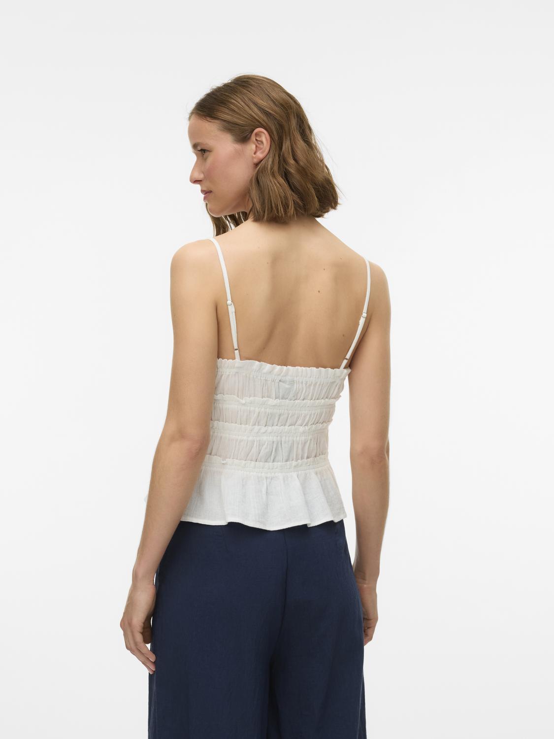model_shot-back