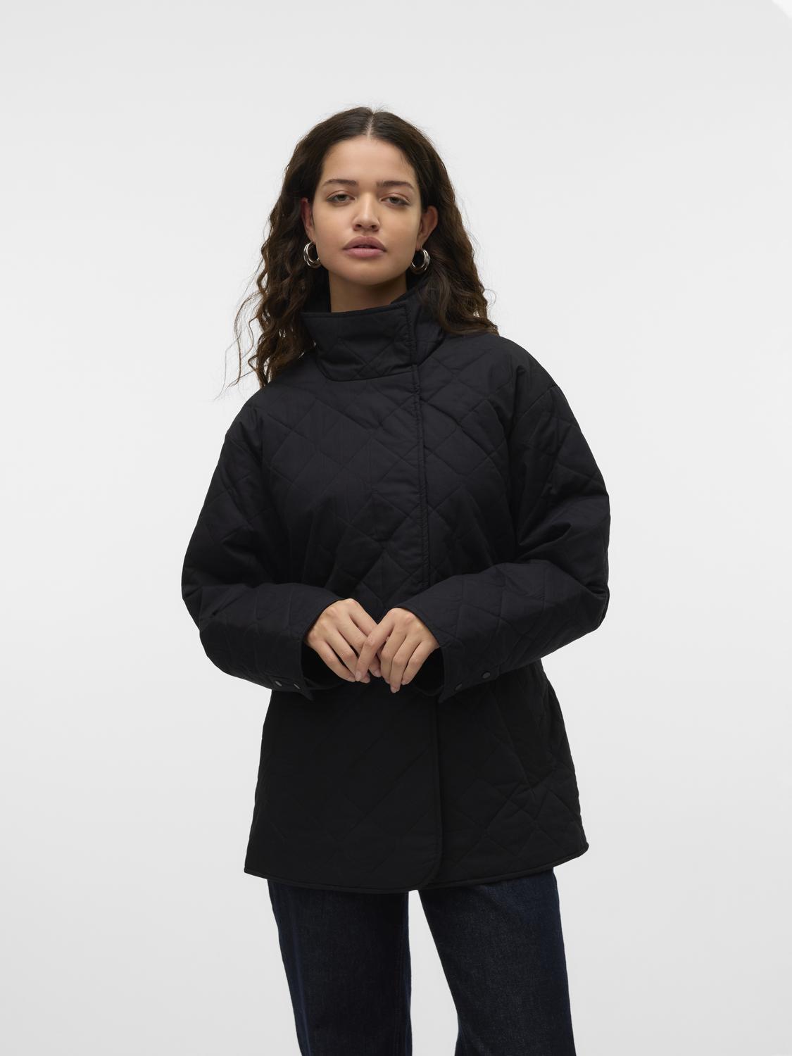 model_shot-front