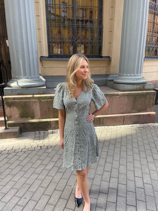VMALBA Dress - Laurel Wreath