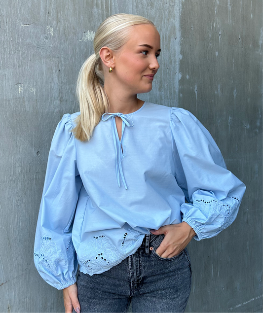 VMISA Top - Cashmere Blue