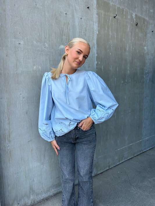 VMISA Top - Cashmere Blue