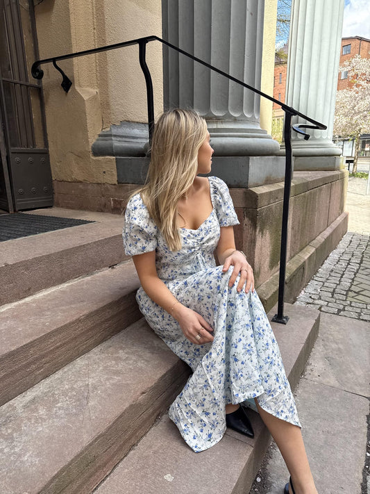 VMBELLA Midi Dress - Bit of Blue