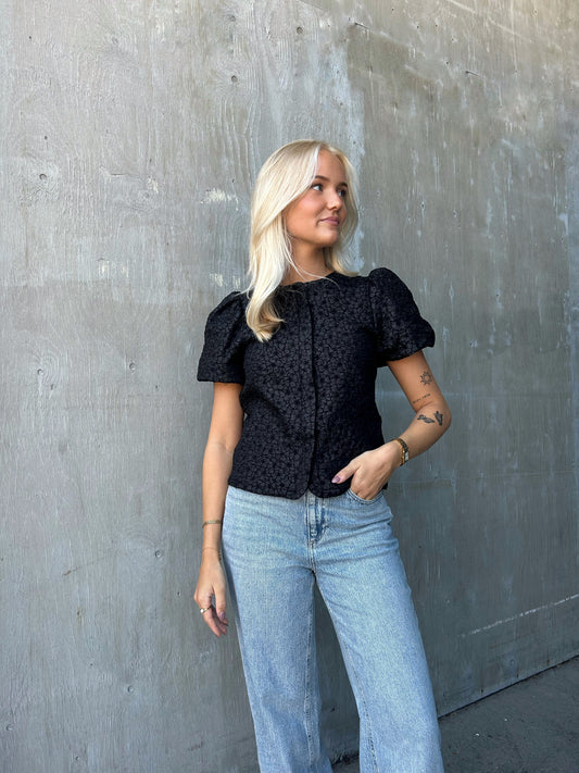 VMMERLE Top - Black